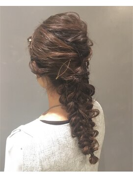 マッシュ 北堀江(MASHU) あみこみアレンジ 小田彩乃