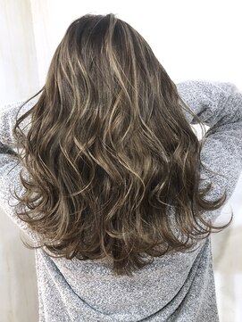 メリー(merry craftsman's factory) 王道ハイライトグレージュ