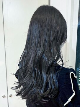 ネオリーブセブン 御茶ノ水店(Neolive 7) 暗いけど黒じゃないブルーブラック