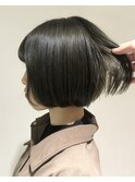 オリーブグレー