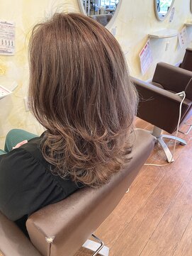 ラ ブリエ 成田公津の杜(La briller) レイヤー×ミルクティーベージュ