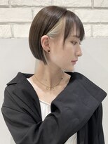 トルネード(TORNADO)&nbsp;韓国風 外国人風 イヤリングカラー 切りっぱなしボブ M519