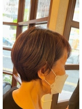 リアナ ヘアーアトリエ(LIANA Hair Atelier) グラデーションショートボブ[白髪染め/白髪ぼかし/髪質改善]