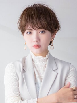 サーカス バイ ビュートリアム 青山(CIRCUS by BEAUTRIUM) マッシュショート20代30代40代大人可愛い暗髪うる艶髪青山表参道