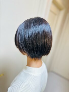 美容室 ティンカーベル ショートヘア