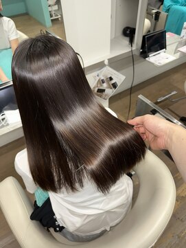 リーホリエ(Lee Horie) 【Gyo】髪質改善×酸性ストレート