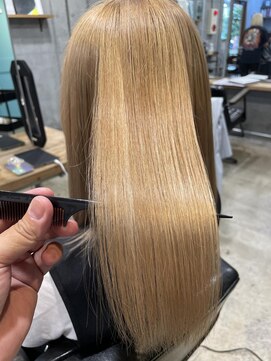 ルク 立川南口店(Luk) ケアブリーチ+ベージュカラー+髪質改善