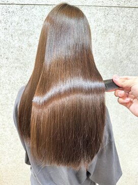 ガーディナ(Gardina) 髪質改善　縮毛矯正　ストレート　ロング　トリートメント