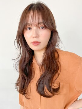 トレス(TRESS) ロングヘア 顔周り レイヤー ブラウン 原宿 表参道