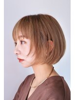 シスタ(SISTA)&nbsp;ハイトーンフェイスレイヤーボブ内巻き顎ラインボブ【自由が丘】