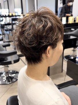 ハルキ ミナト ジャパン オオサカ(HARUKI MINATO japan OSAKA) 30代40代50代小顔似合わせカットくびレイヤーエモージュ大人可愛