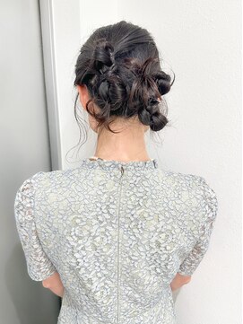 ムクヘアー(muk hair) 編み込みツインシニヨン