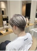 シルバーグレージュ