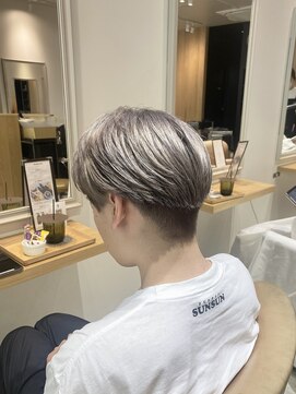 モーント(MOND) シルバーグレージュ