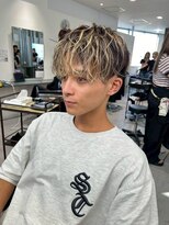 メンズサロン キング 高槻店(Men’s salon K!ng)&nbsp;波巻きツイストスパイラルパーマ/フェザーパーマ/眉毛/メンズ