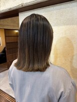 穀雨(Kokuu)&nbsp;【切りっぱなしボブ】ツヤ感ハイライトで垢抜け大人ボブ