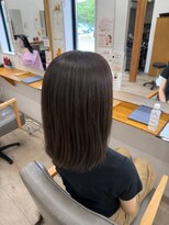 ルプラ アンテ(le-pla Ante)&nbsp;柔らかく透明感のあるモカグレージュ