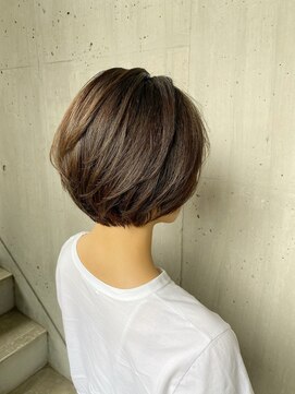 美容室 ツリー(Tree) ノンブローでおさまる大人ショート 『Tree hairsalon 』本厚木