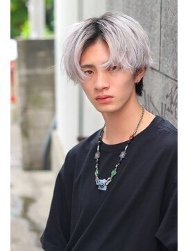 フォルテ 表参道店(FORTE) 【フォルテ飯塚裕士】コンマバング×ホワイトグレーアッシュ