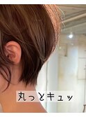 大人可愛い20代30代40代小顔ワンサイドショートボブ丸み前下がり