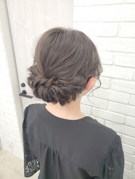 セット バイ エムビューティー(Set by M.beauty) アップスタイルヘアセット・ヘアアレンジ・渋谷/表参道/外苑前