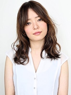 ヘアメイク フレンシア(hair make flencia) 自然なツヤのロングレイヤー