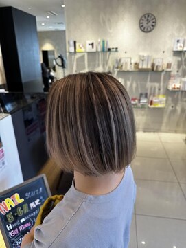 ヘアアンドビューティー クアトロ 戸祭店(QUATRO) バレイヤージュ