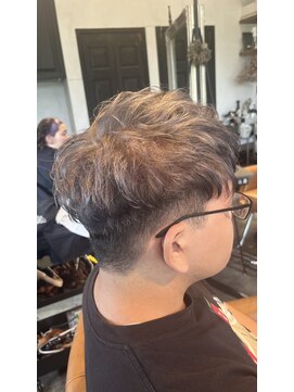 ヘアーデザイニングアリュール(Hair Desining ALLUЯE) ハイトーングレーカラー