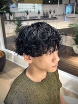 ウノプリールヴァモス(unopulir Vamos)&nbsp;刈り上げマッシュシャドウパーマ