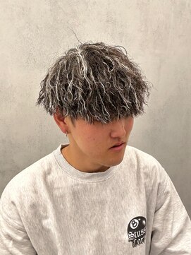 ルースト 西院店(ROOST) ツイスト×ホワイトハイライト