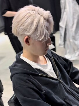 アウル 心斎橋(owl) センターパート/ホワイトカラー/ダブルカラー