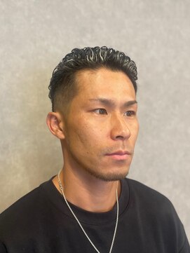 アストロ(ASTRO) 20代30代40代メンズ刈り上げ極道パーマ宮城リョー 夕風パーマ