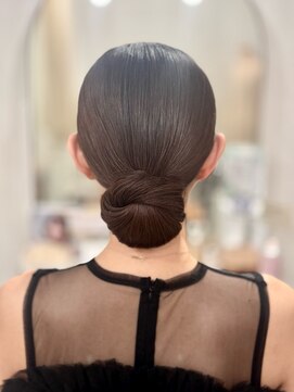 ロンド(Rond) つやつやシニヨン