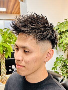 ミスターベイビー(Mr.BABY) 爽やか短髪【スパイキーショート】アップバング/フェードカット