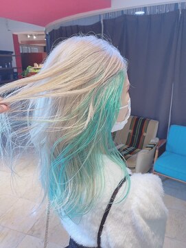 アース エレガンス 吉祥寺店(EARTH Elegance) デザインカラーエメラルドグリーン