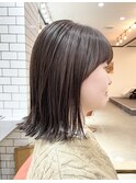 透け感アッシュ/外はねボブ