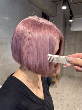 ルーフ 町田店(LUFE) ホワイトピンク