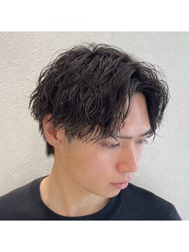 レジナヴィータ 栄(Reginavita) 【メンズ人気】ツイストスパイラル×センターパート