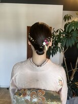 アンディ ニジュウサンド クリエイション(and D 23℃ creation)&nbsp;お団子ヘアー