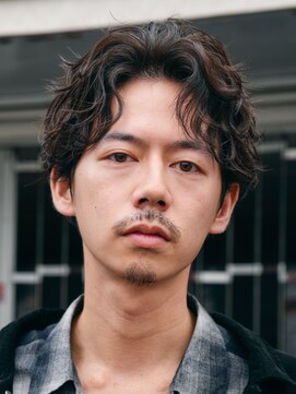 フィフス(fifth) 原宿メンズセンターパートルーズパーマニュアンスフェザーパーマ