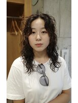 ヨロヘアー(YOLO hair)&nbsp;レイヤーパーマ/センターパートパーマ/ウルフパーマ