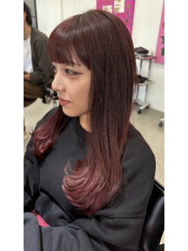 サニーズ(SUNNY'S by CONKS) 毛先のブリーチ履歴をいかしてワインレッドカラー