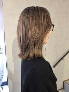 ヴィサージュメゾン(VISAGE maison) ミディアムレイヤーボブ×ハイローライト