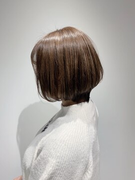 アディクト 綾瀬(ADDICT) 【ADDICT YuuYa】ブランジュ_丸みのある_大人ショートボブ