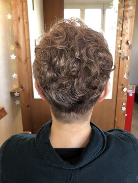 クレッセントムーン(Crescent MOON) パーマ・カラー♪