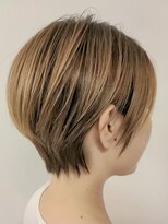 ユーフォリア 銀座本店(Euphoria)&nbsp;30代40代絶壁解消/似合わせカット/イメチェンまるみショートボブ