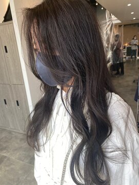 ネウィ 赤羽(newi) おしゃれブラック