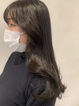 ザックラフィネ(ZACC raffine) ブルーグレージュ/韓国風/毛流れカット/ウエーブヘア