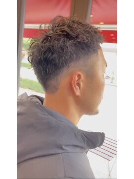 シャンプーボーイアネックス(SHAMPOO BOY Annex) 刈り上げパーマ