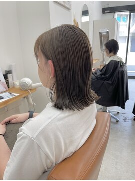 ティエル(TieLu) 切りっぱなしボブ×シアベージュ×外国人風